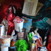 Il Centro di Ricerca Rifiuti Zero e Zero Waste Italy lanciano la campagna “C’è Posta Per Te” con la “Sporca dozzina”